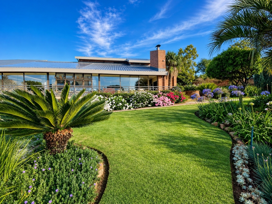 4 Bedroom Property for Sale in Wilkoppies North West